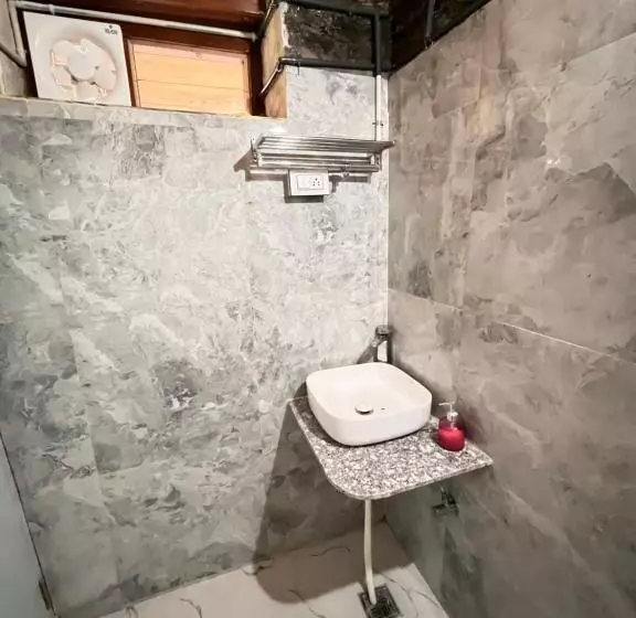The Roots Hotel & Resort Jalna Almora