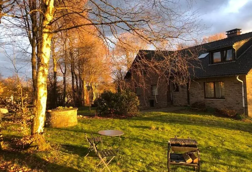 Aamiaismajoitus (B&B) Le Refuge De Kila