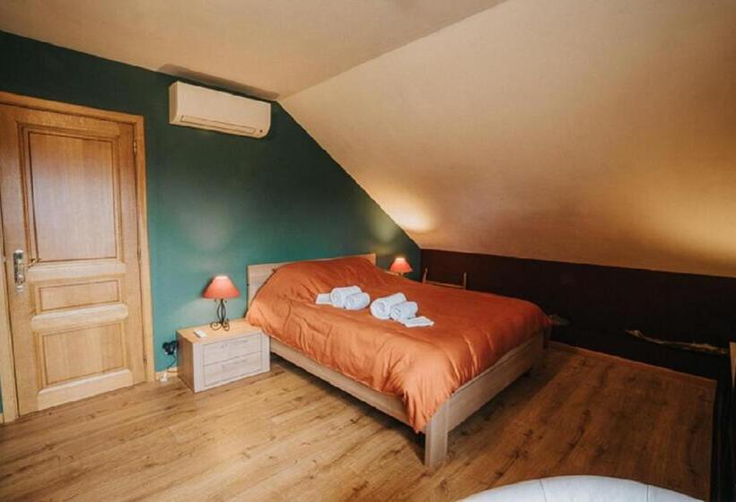 تختخواب و صبحانه Le Refuge De Kila