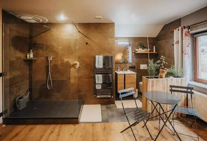 Aamiaismajoitus (B&B) Le Refuge De Kila