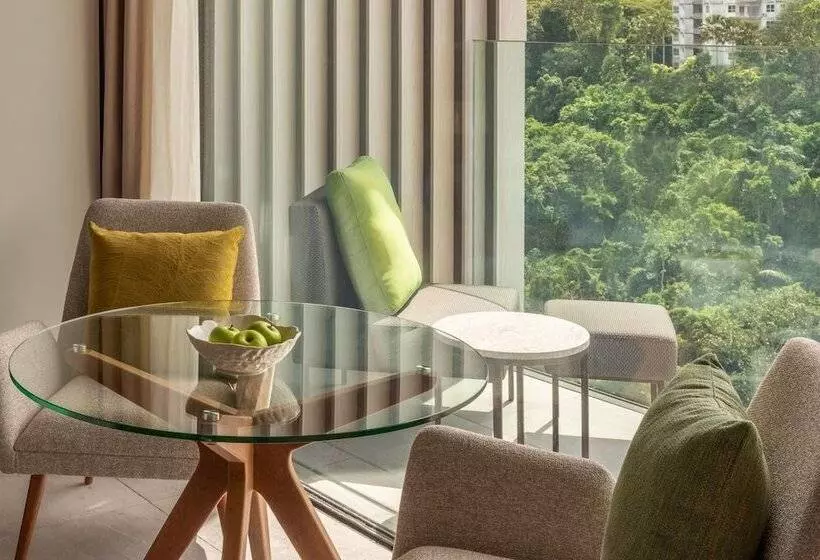 ホテル Hyatt Centric Kota Kinabalu