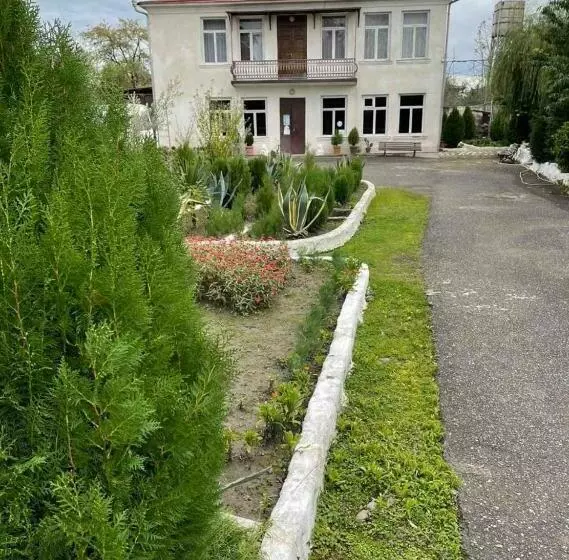 پانسیون Solamuri