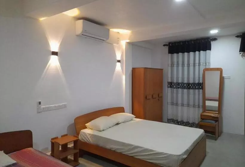 هاستل Shan Resort