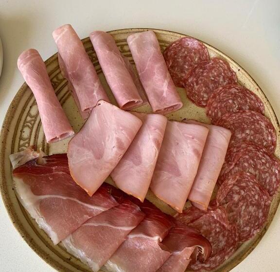 Bed and Breakfast Flint House   Goodwood Events