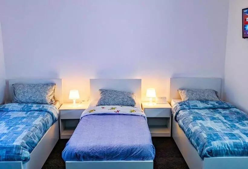 تختخواب و صبحانه Full Panorama Jerash