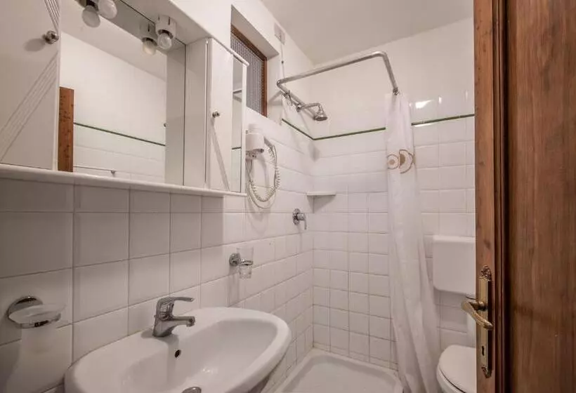 Hotelli Poggio Primo Bilocale Santolaio