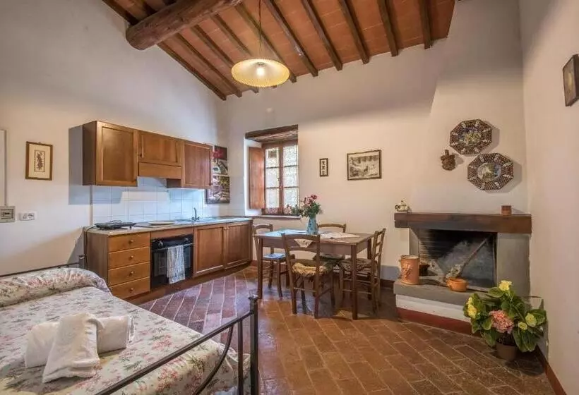 Hotelli Poggio Primo Bilocale Santolaio