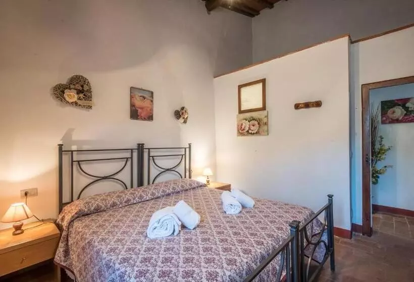 Hotelli Poggio Primo Bilocale Santolaio