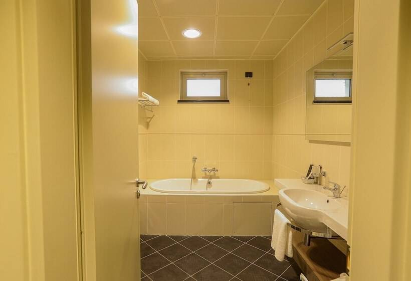 هتل Heliconia Park   Port Harcourt