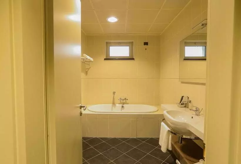 هتل Heliconia Park   Port Harcourt