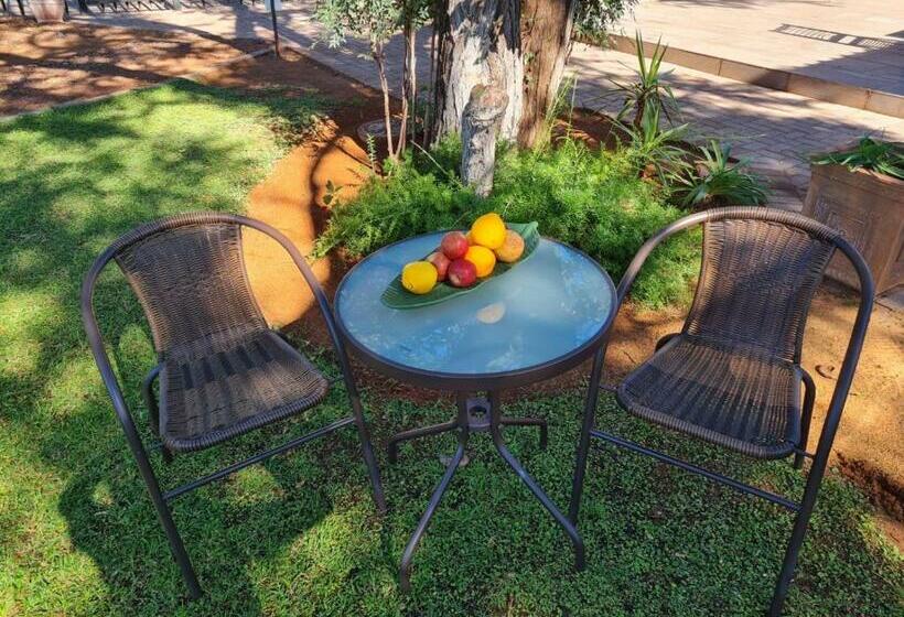 Пансион Lavender Lane Guesthouse