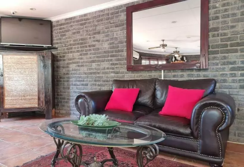 Majatalo Lavender Lane Guesthouse