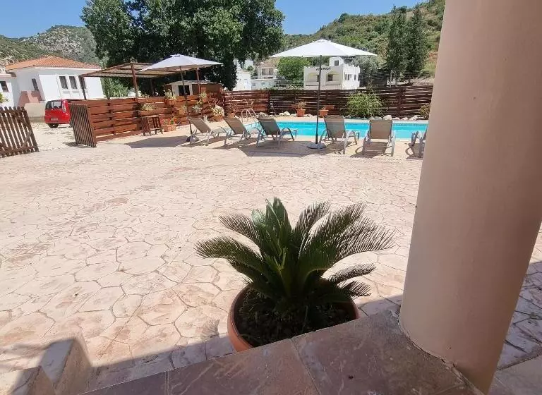 Majatalo Potamos Private Suites