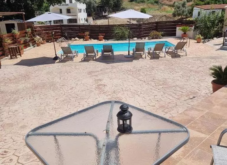 Majatalo Potamos Private Suites