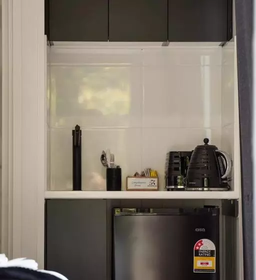 Lomakeskus Poinciana At Cooee Bay