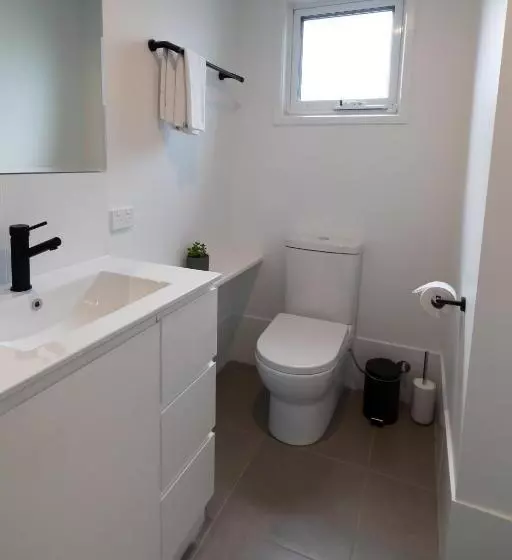 Lomakeskus Poinciana At Cooee Bay