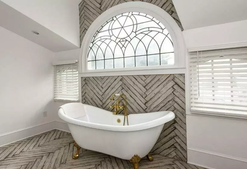 Aamiaismajoitus (B&B) The Peninsula