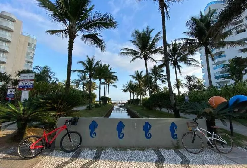 Fabuloso Flat 225, 2 Piscinas Climatizadas, Sky Com 170 Canais,tv Com Xbox, Internet Particular 500m