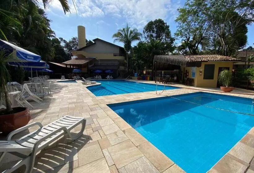 Fabuloso Flat 225, 2 Piscinas Climatizadas, Sky Com 170 Canais,tv Com Xbox, Internet Particular 500m