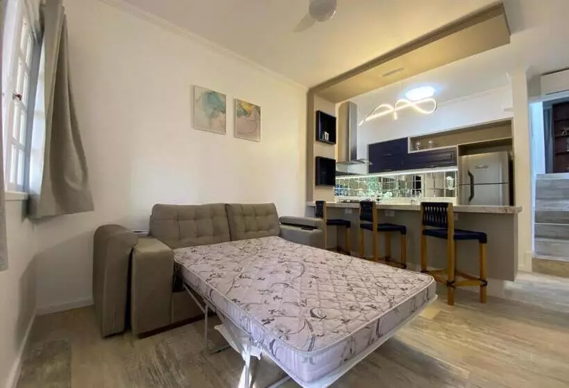 Fabuloso Flat 225, 2 Piscinas Climatizadas, Sky Com 170 Canais,tv Com Xbox, Internet Particular 500m