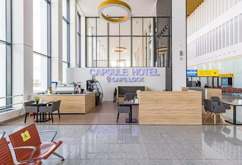 هتل کپسول Caps Lock Airport