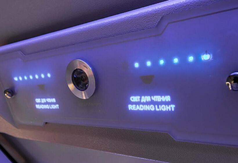 Kapselhotell Caps Lock Airport