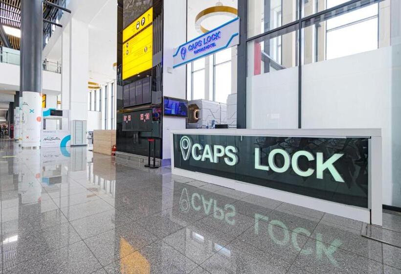 Kapselhotell Caps Lock Airport