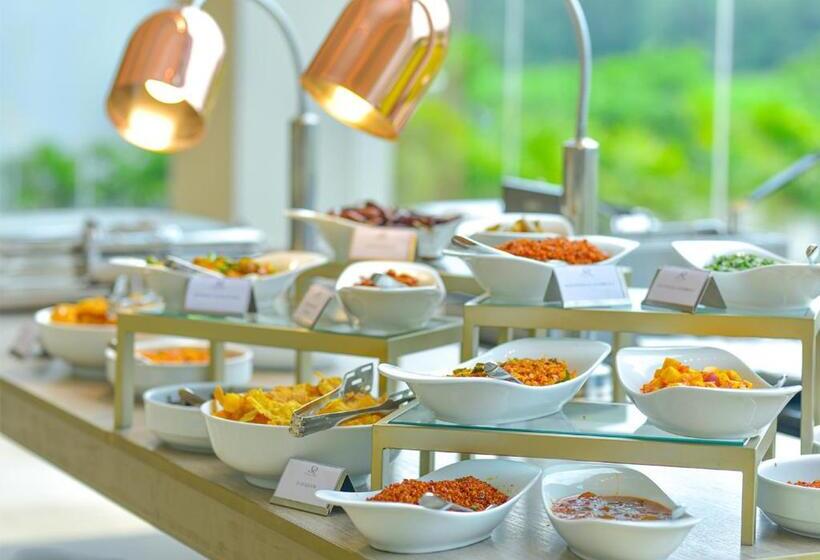 Hotel Grand Silver Ray