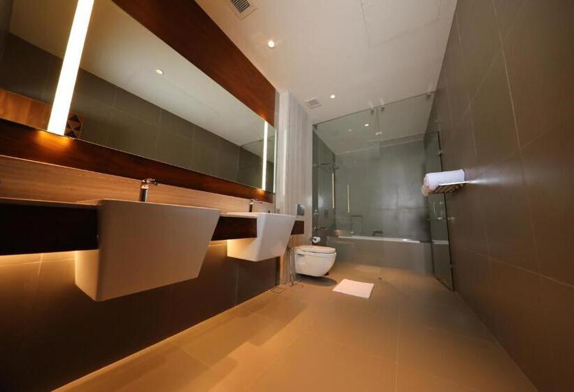 Hotel Grand Silver Ray