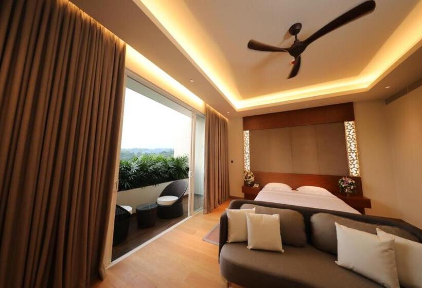 Hotel Grand Silver Ray