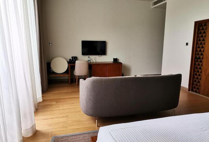 Hotel Grand Silver Ray