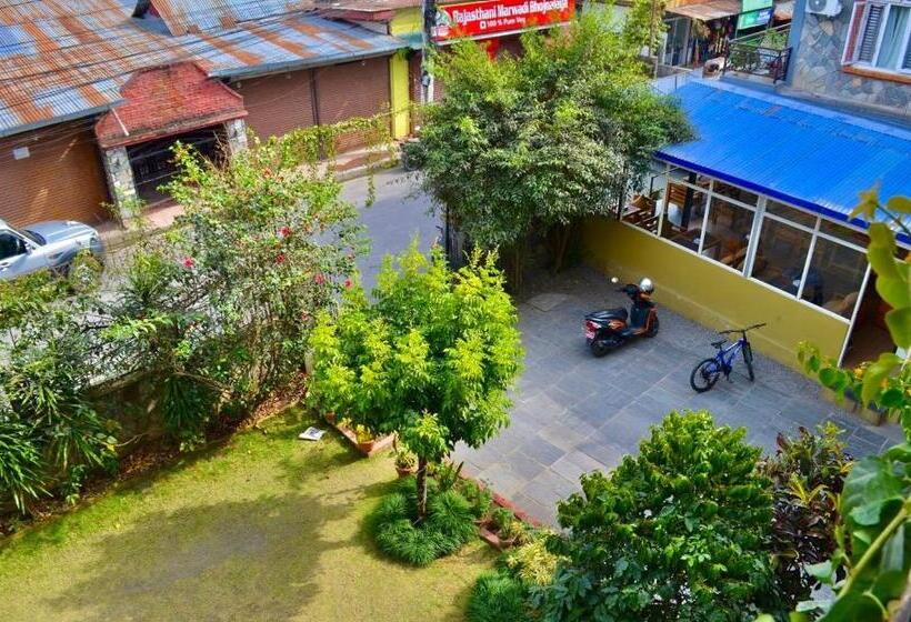 هتل Homeland And Restaurant