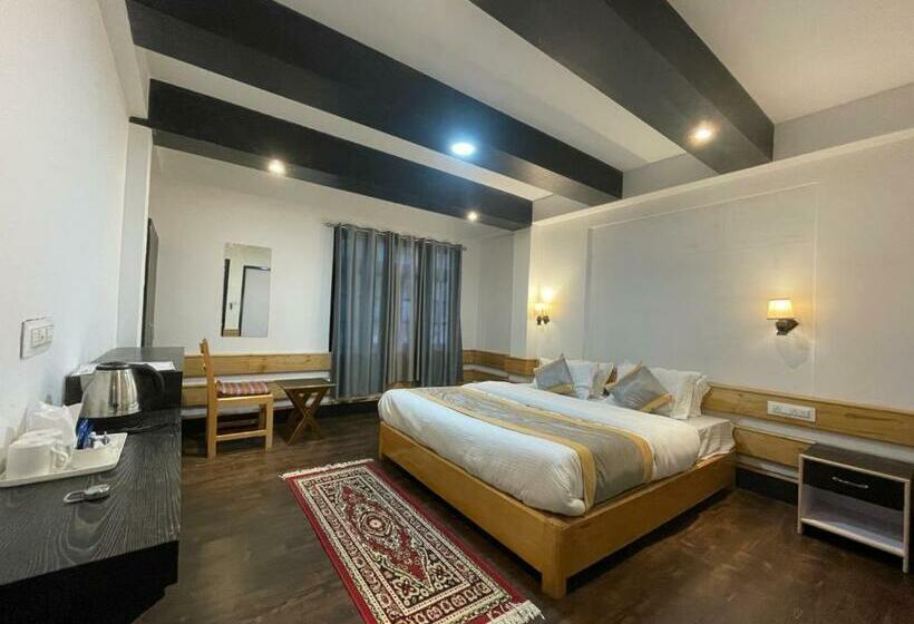 Hotel Mystique Valley