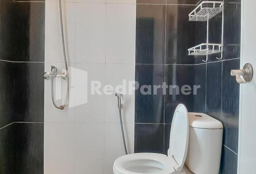 Hotel Syariah Safar Guest House Mitra Reddoorz