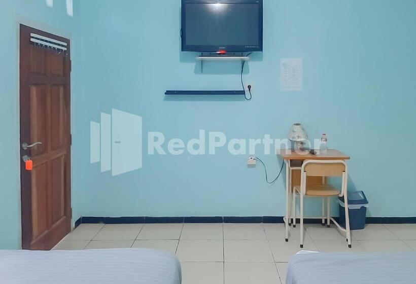 Hotel Syariah Safar Guest House Mitra Reddoorz