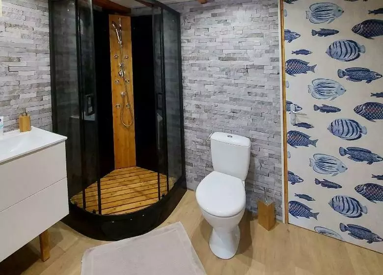 Majatalo Joli Studio Avec Terrasse, 2km A79, 6km Le Pal