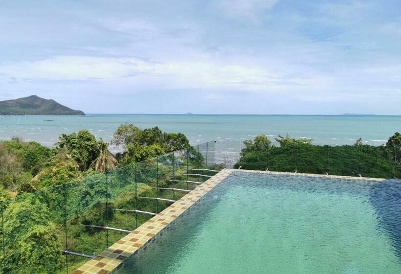 ดิ แอมเบอร์