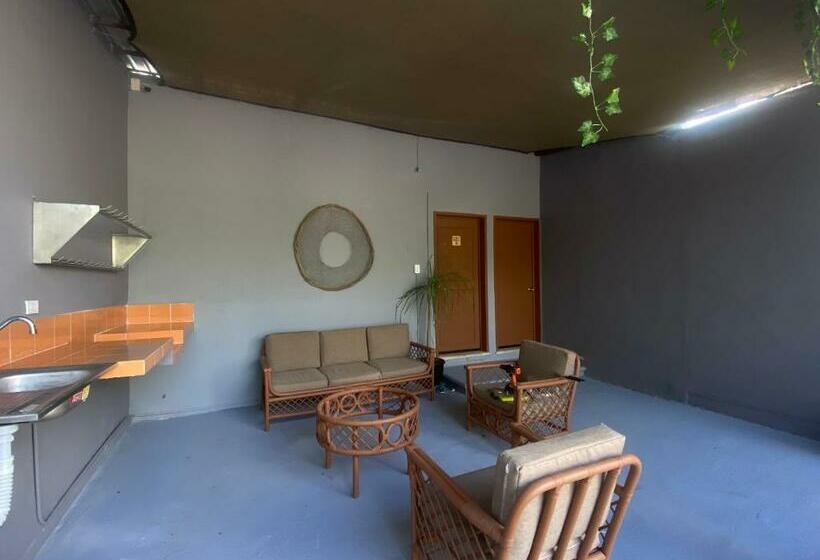 Общежитие Ariché Valladolid Hotel & Hostal