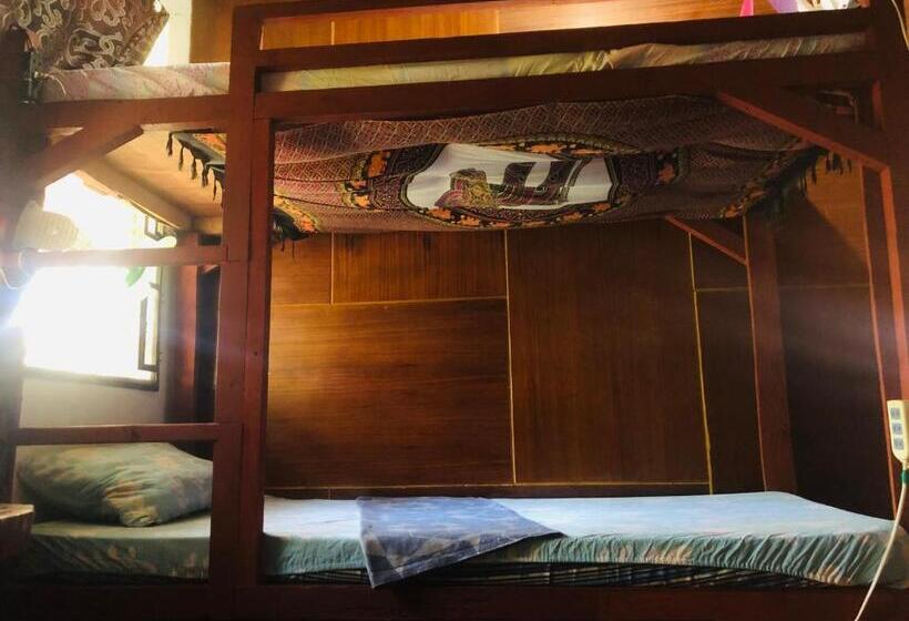 هاستل Hub Backpackers Hangout