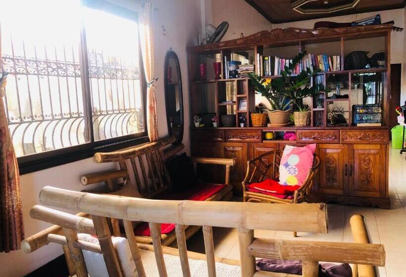 هاستل Hub Backpackers Hangout