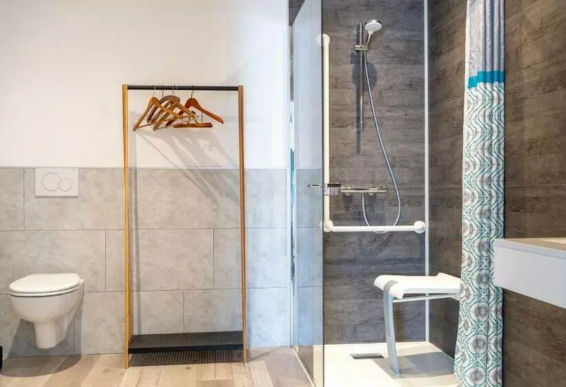 ベッドアンドブレックファースト Clos Du Marais