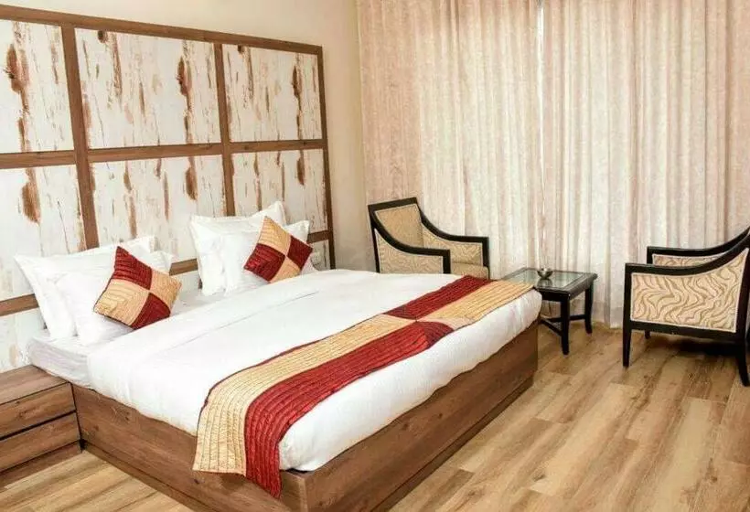 ホテル Rudraksh Resort And