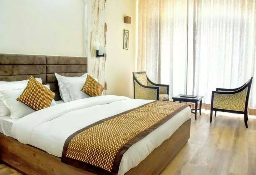 ホテル Rudraksh Resort And