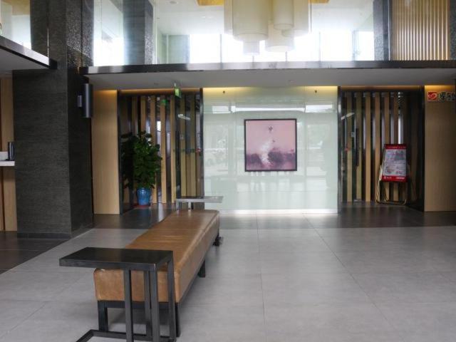 Hotel Shanghai Zhangjiang Financial Information Park Caolu Metro Station