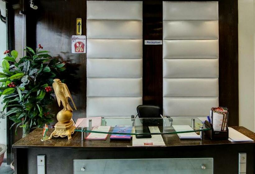 호텔 Treebo Trend Aditya And Kings