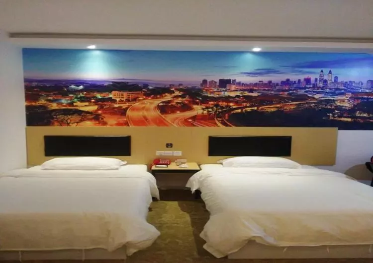 Junyi Hotel Jiangxi Ganzhou South Gate Square Wenqing Road