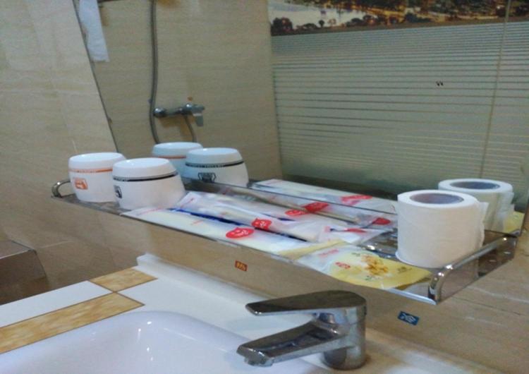 Junyi Hotel Jiangxi Ganzhou South Gate Square Wenqing Road