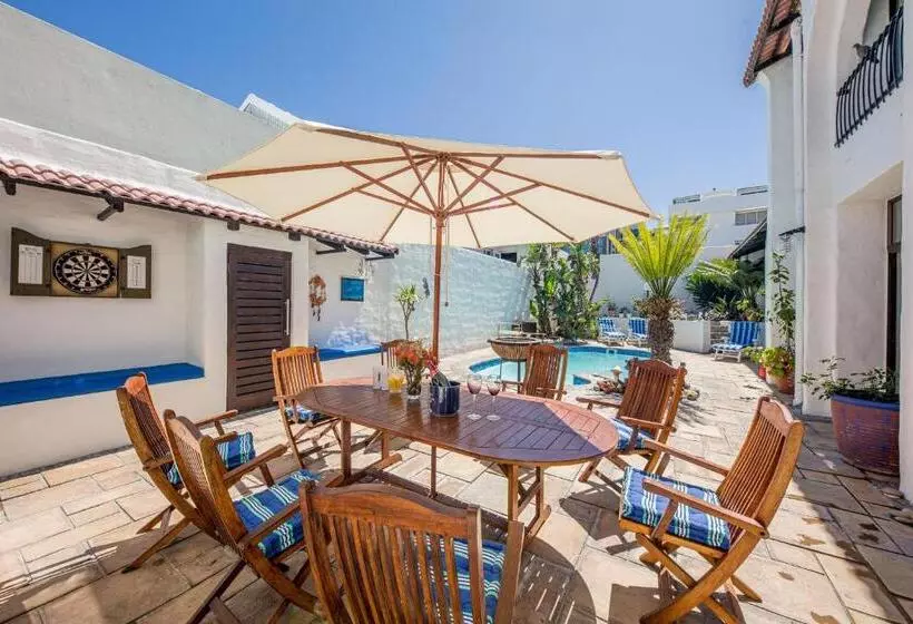 Majatalo Big Blue Accommodation