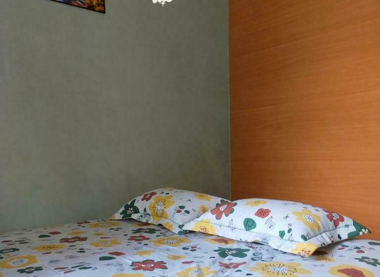 بنسيون Barrel Homestay Near Mentawai Fast Ferry, Cooking Class, Transport Tour Bukittinggi By Nginapdip