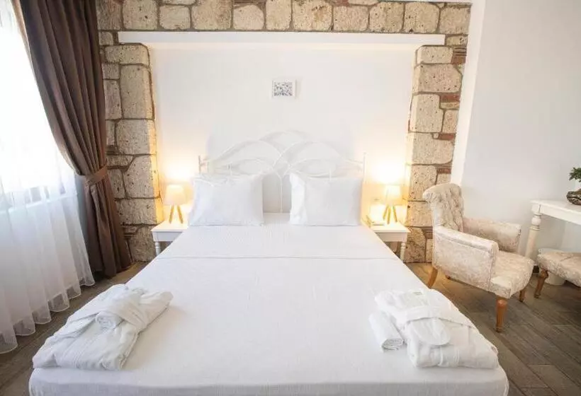 Albeon Luxury Hotel   Alacatı